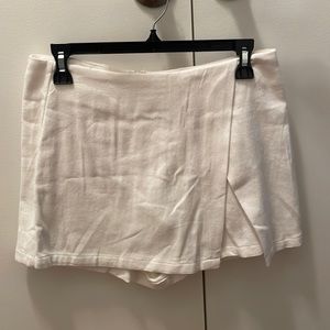 White skort back zip closure